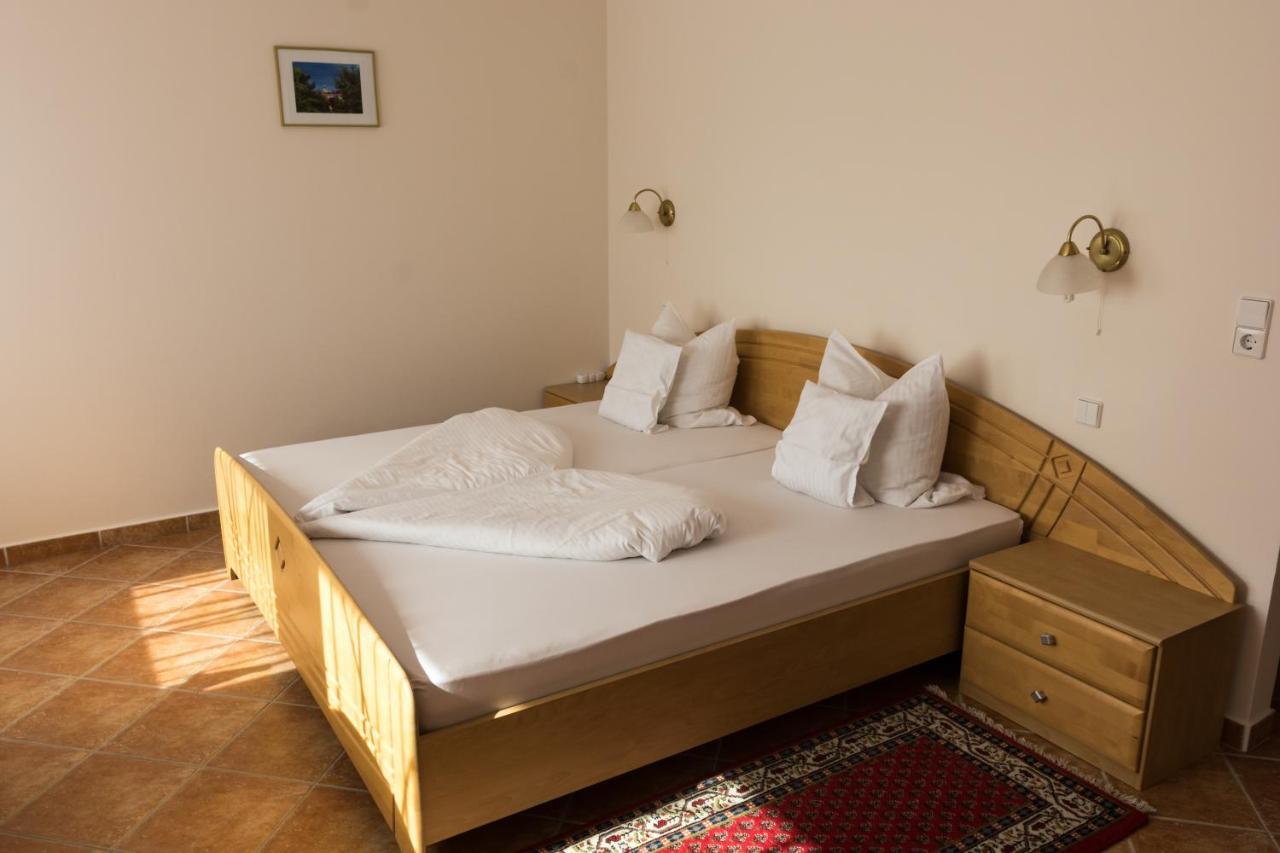 Hotel Harka Harkány Eksteriør billede